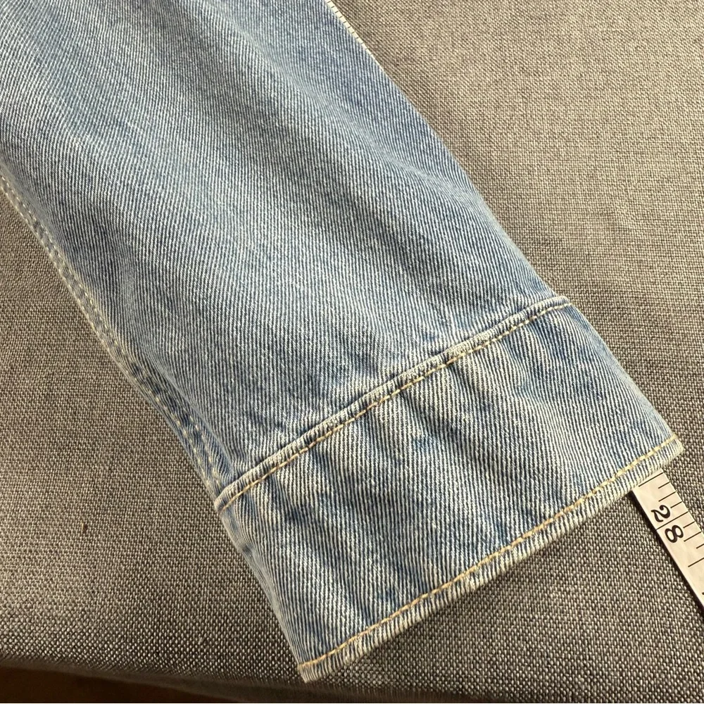 True Religion Light Blue Jesse Denim Trucker Jacket size Large‎